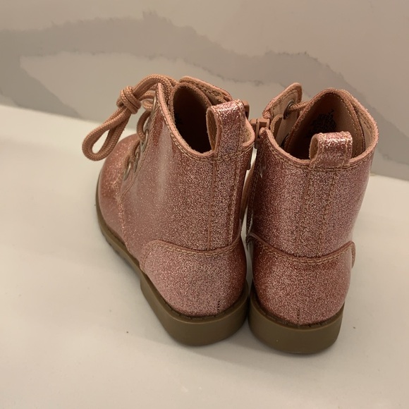 New Boots sz 7 - Picture 4 of 6